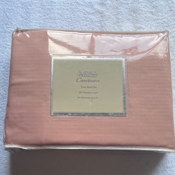 Jessica Sanders Coordinates Other - Jessica Sanders Pink Twin Sheet Set